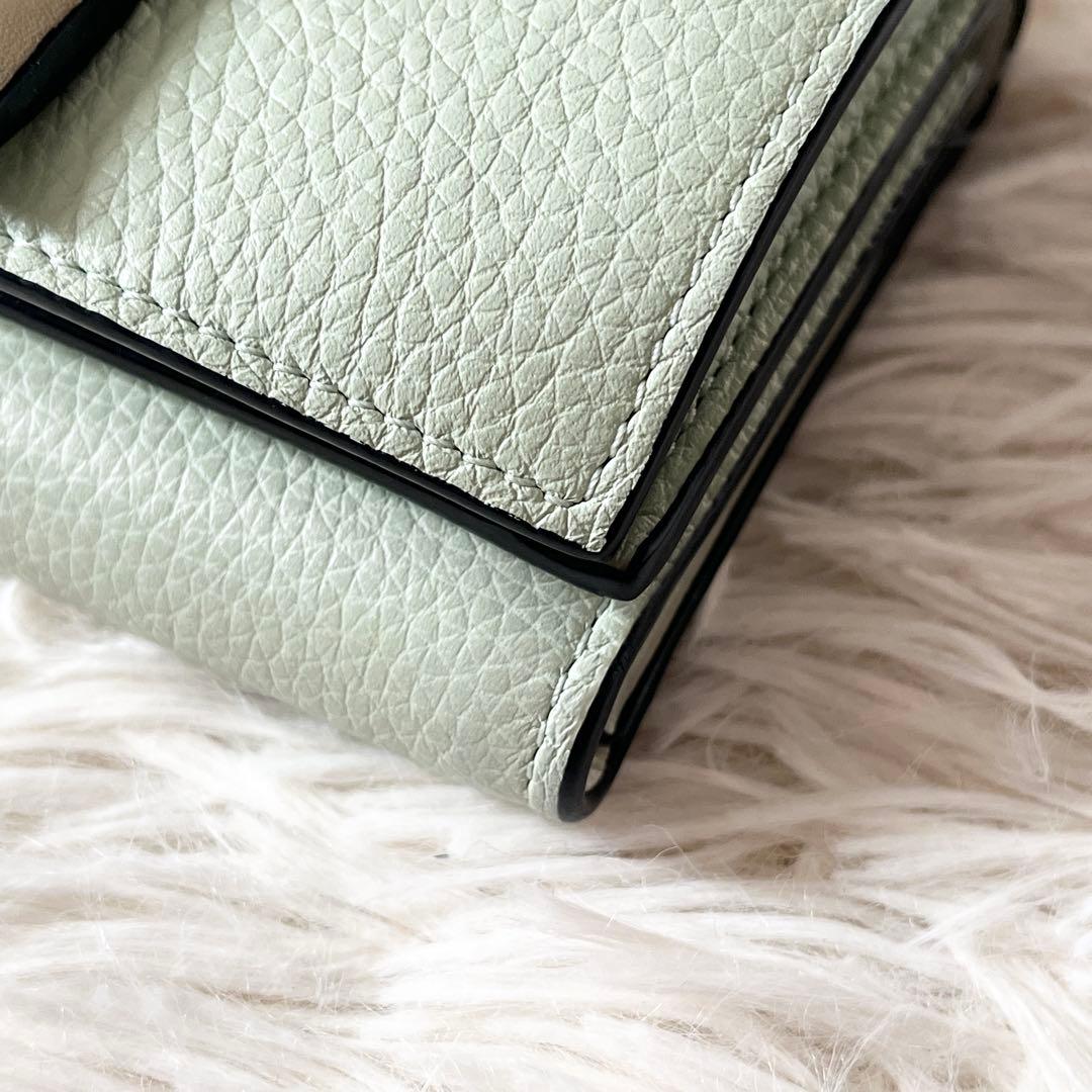 LOEWE 三つ折り財布　アナグラム　トライフォールド　グリーン　シェルグレー