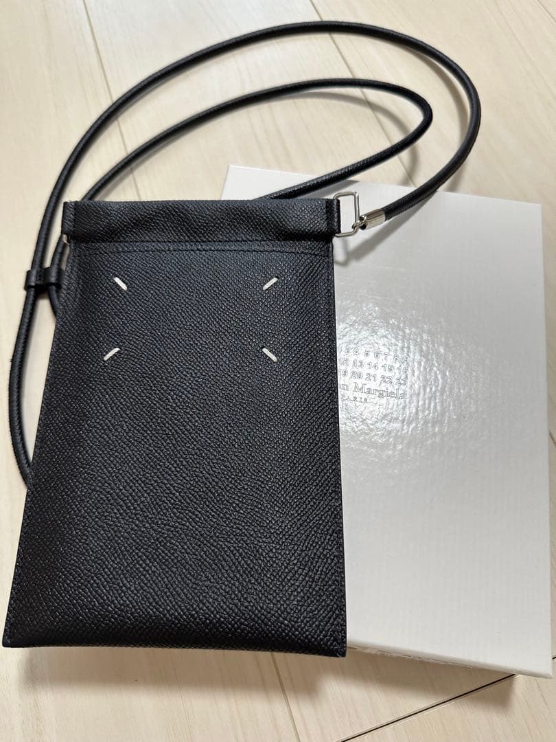 maisonmargiela 4ステッチスマートフォンポーチ