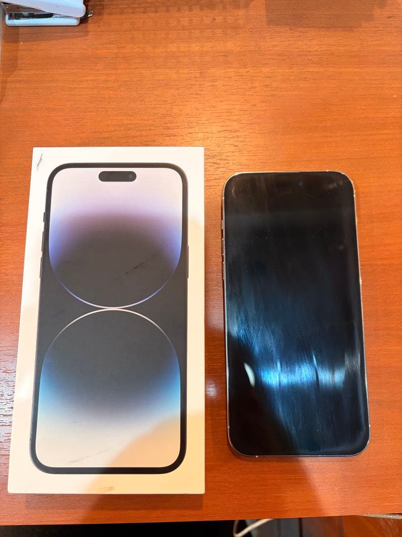 Apple iPhone 14 Pro Maxシルバー 本体