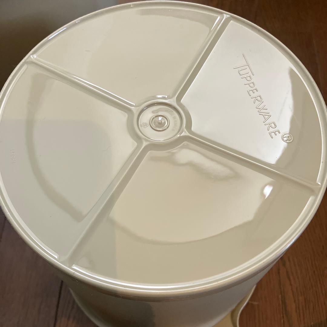タッパーウェア　Tupperware マキシデコレーター　2個セット