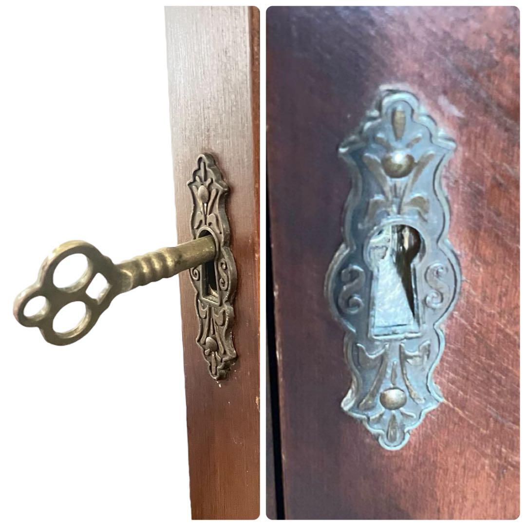 HR652 イギリス　英国　ビンテージ コーナーキャビネット