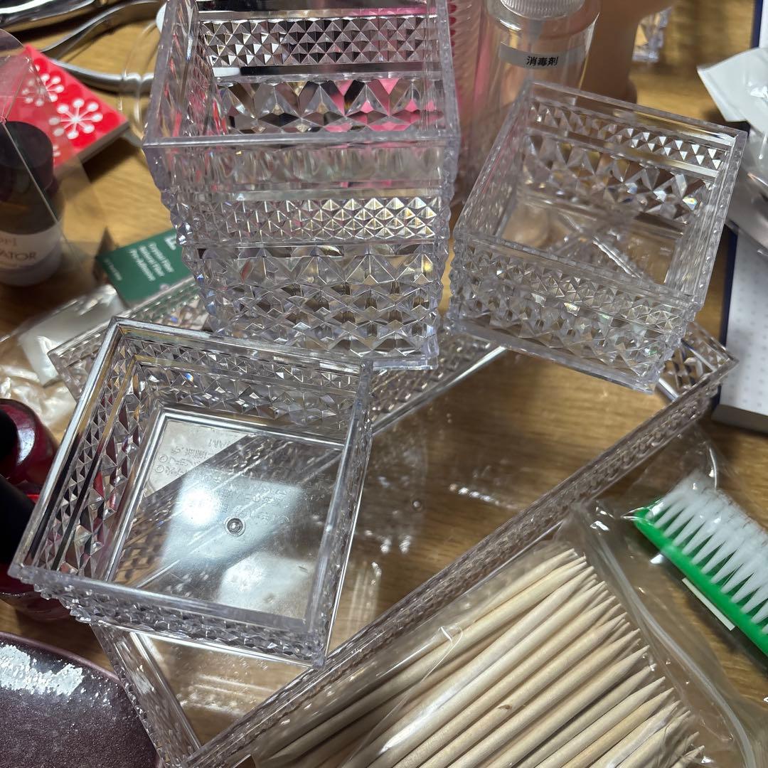 ネイルアート用品セットと教材