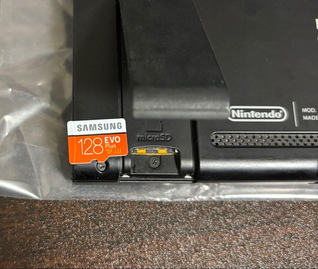 Switch 本体セット完備品+おまけSD128GB+ケーブル類付