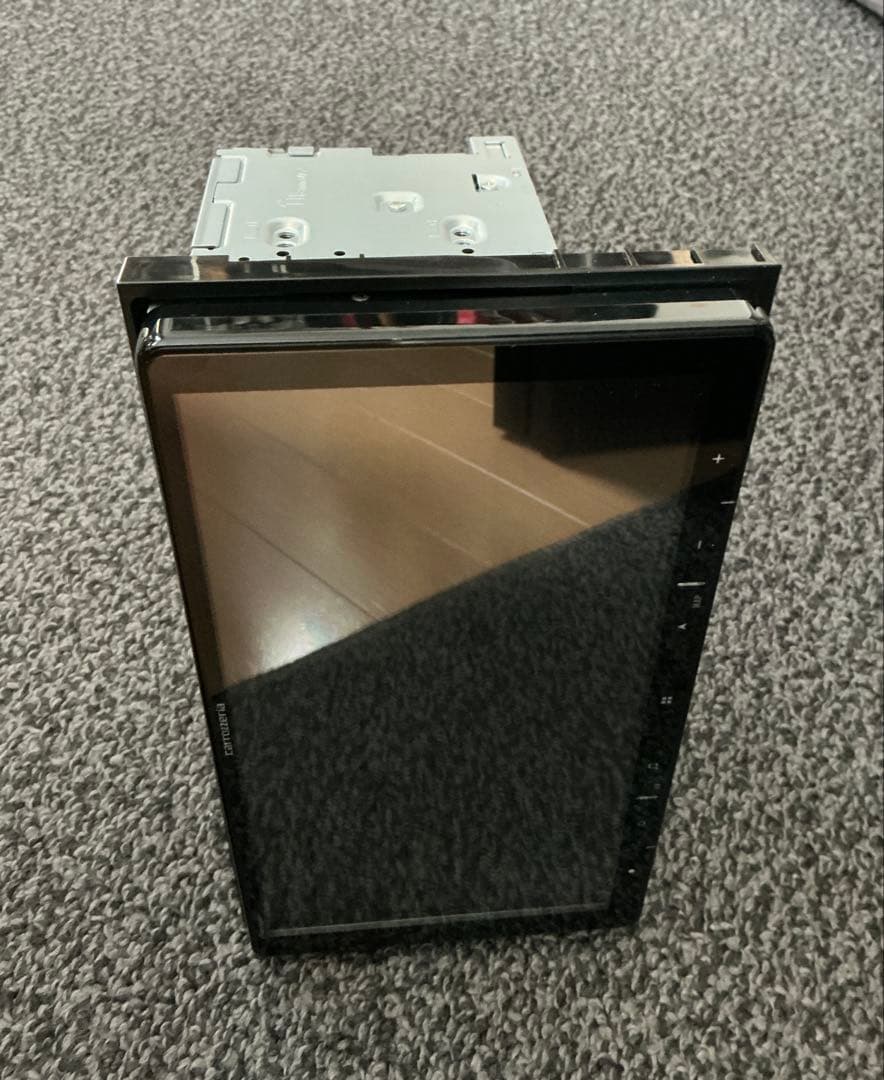 楽ナビ AVIC-RQ720 9インチ大画面