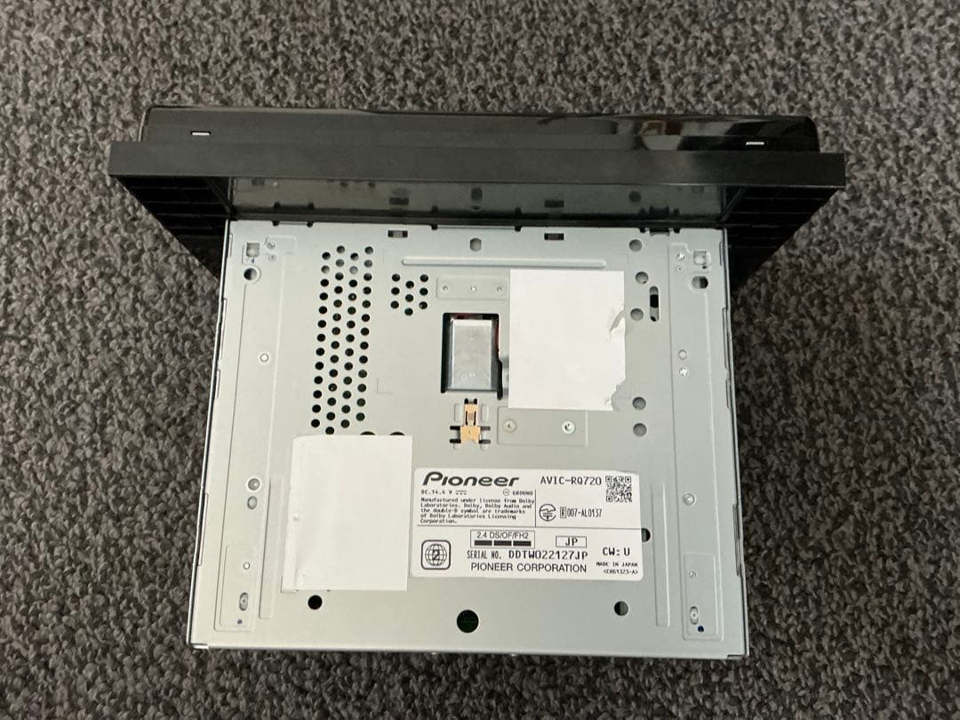 楽ナビ AVIC-RQ720 9インチ大画面