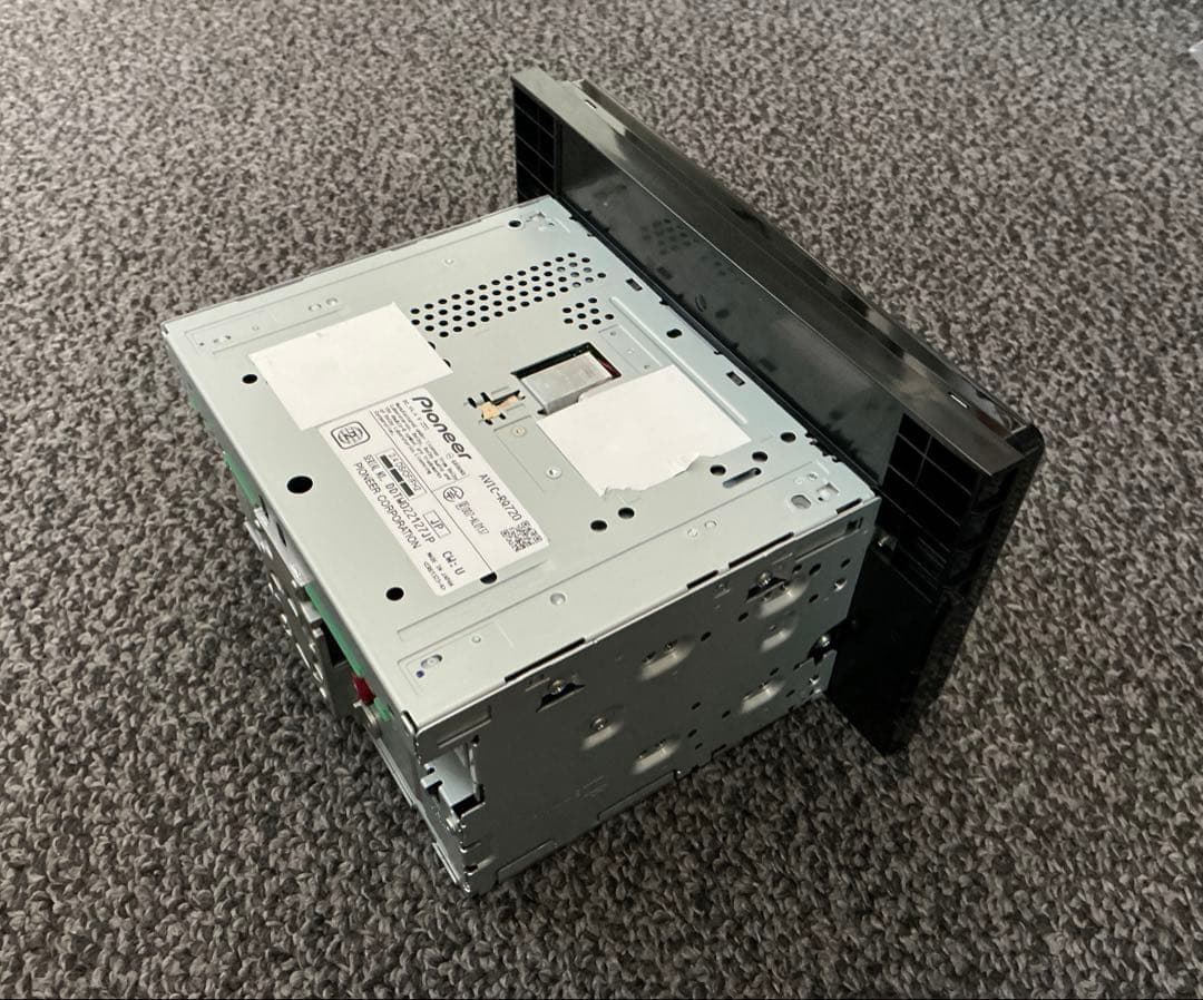 楽ナビ AVIC-RQ720 9インチ大画面