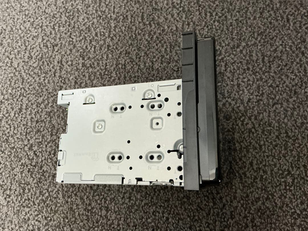 楽ナビ AVIC-RQ720 9インチ大画面