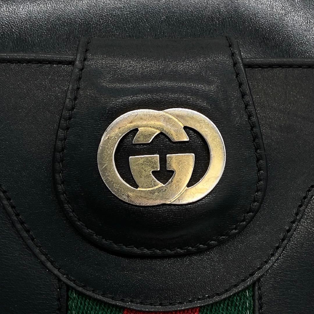 【GUCCI】ショルダーバッグ　シェリーライン　インターロッキング　レザー　黒色