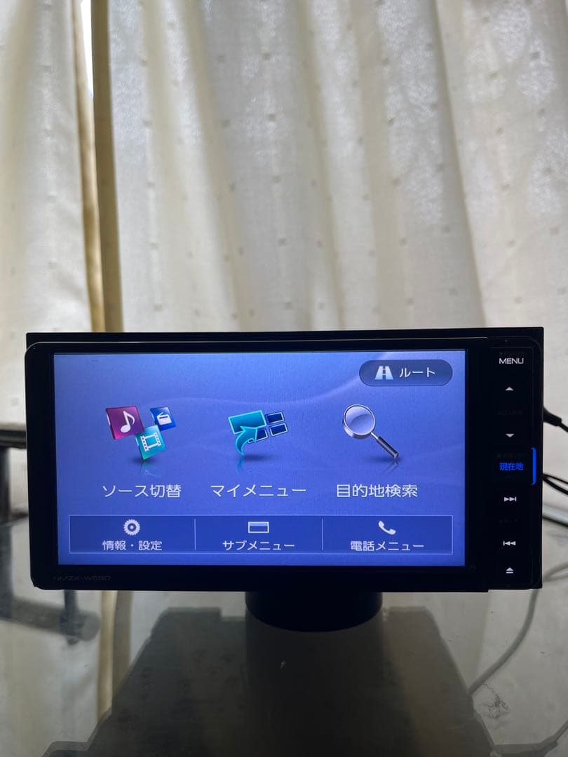 カーナビ NMZK-W68D