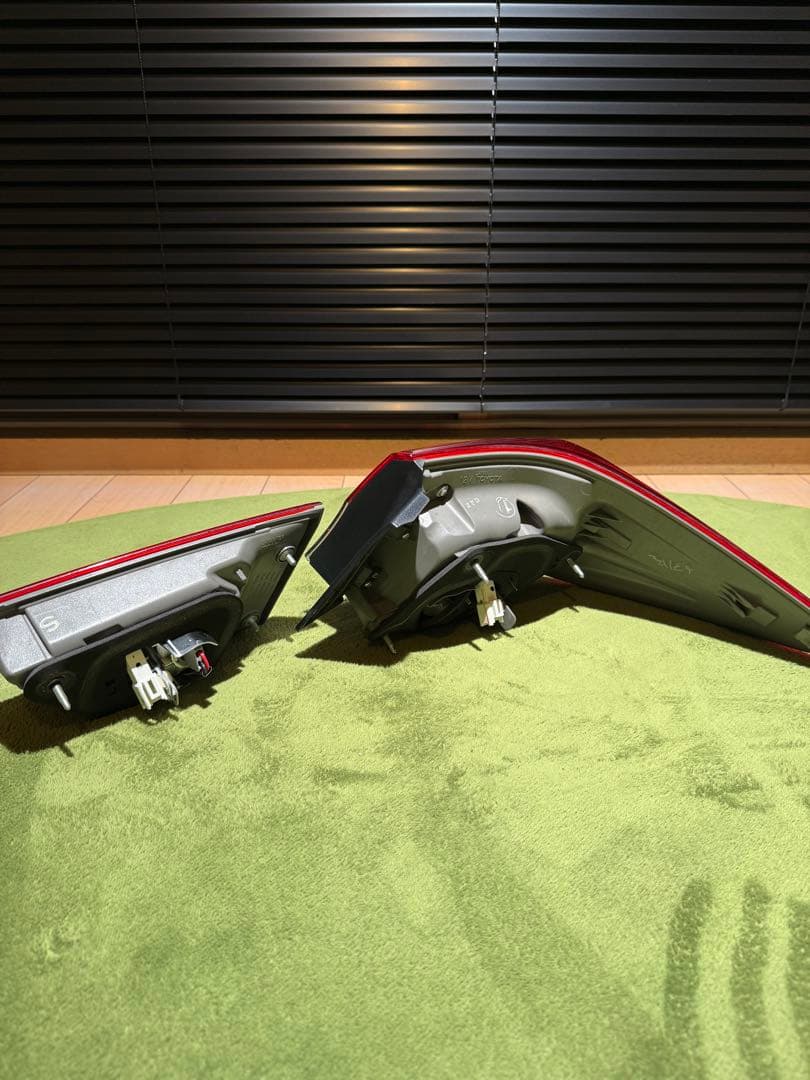 マークX 中期　純正テールライト　左右セット