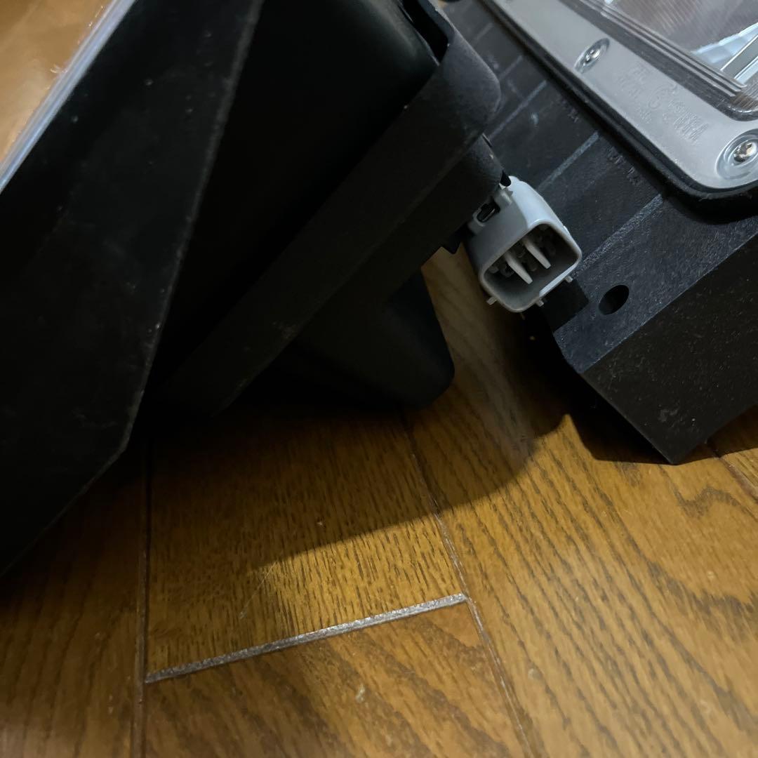 日野　HINO 純正　LED テールランプ　小糸製　左右セット