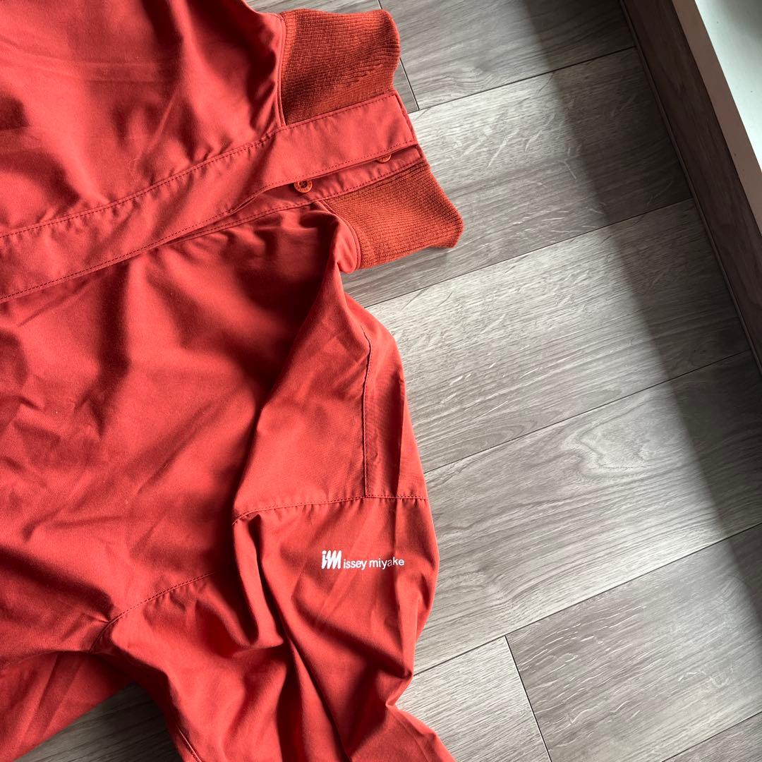 ブルゾン　オレンジ　レディース　iseeymiyake