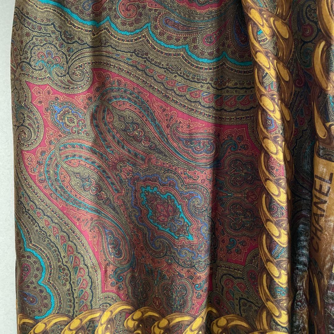 シャネルのスカーフ