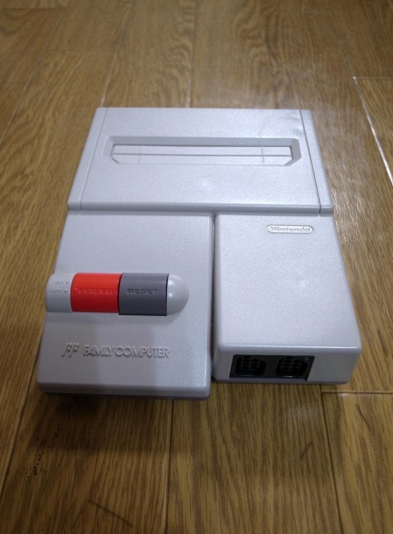 ■NEWファミコン本体■ニューファミコン本体■動作確認済み