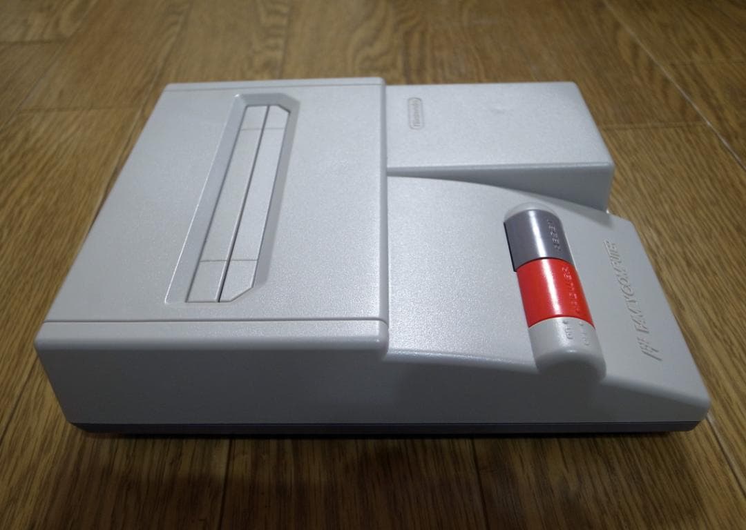 ■NEWファミコン本体■ニューファミコン本体■動作確認済み