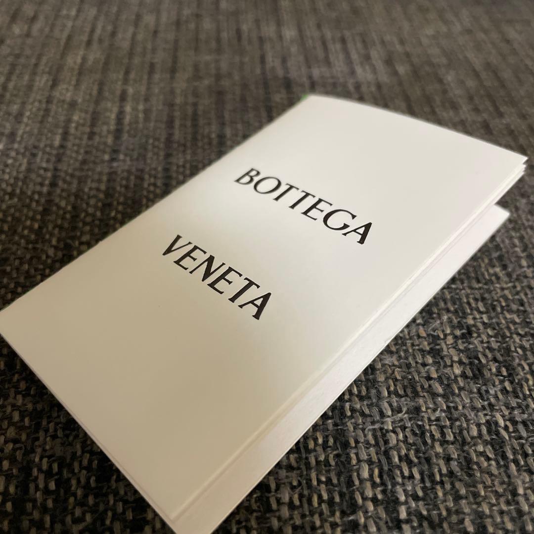 新品　Bottega Veneta iPhone13pro ケース　代表色