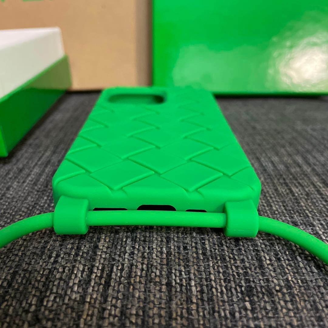 新品　Bottega Veneta iPhone13pro ケース　代表色