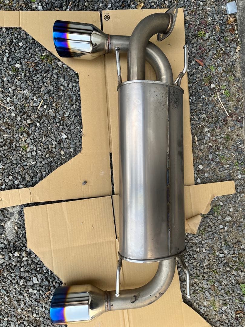 シムスレーシングリヤマフラー&エキゾーストチャンバーセットZC6、ZN6A〜H型