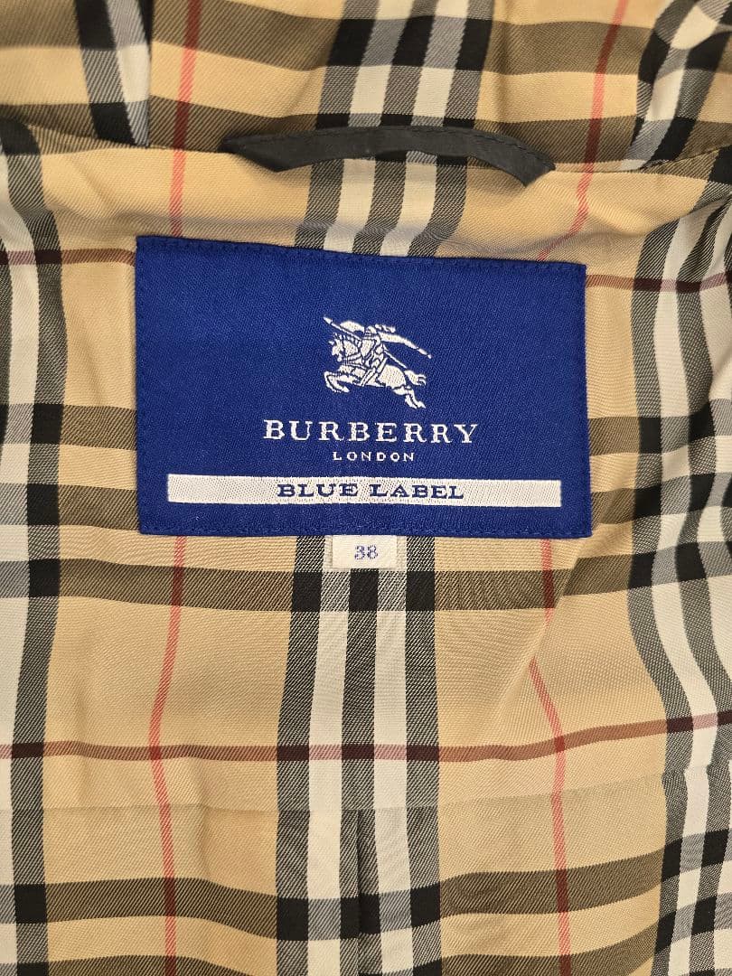 バーバリーブルーレーベル　M　フード付き黒ウールピーコート