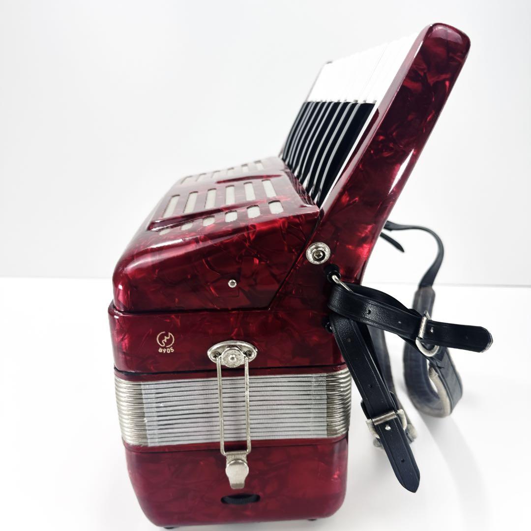 〚良品〛✦YAMAHA アコーディオン 25鍵盤 赤 ストラップ付 8905✦