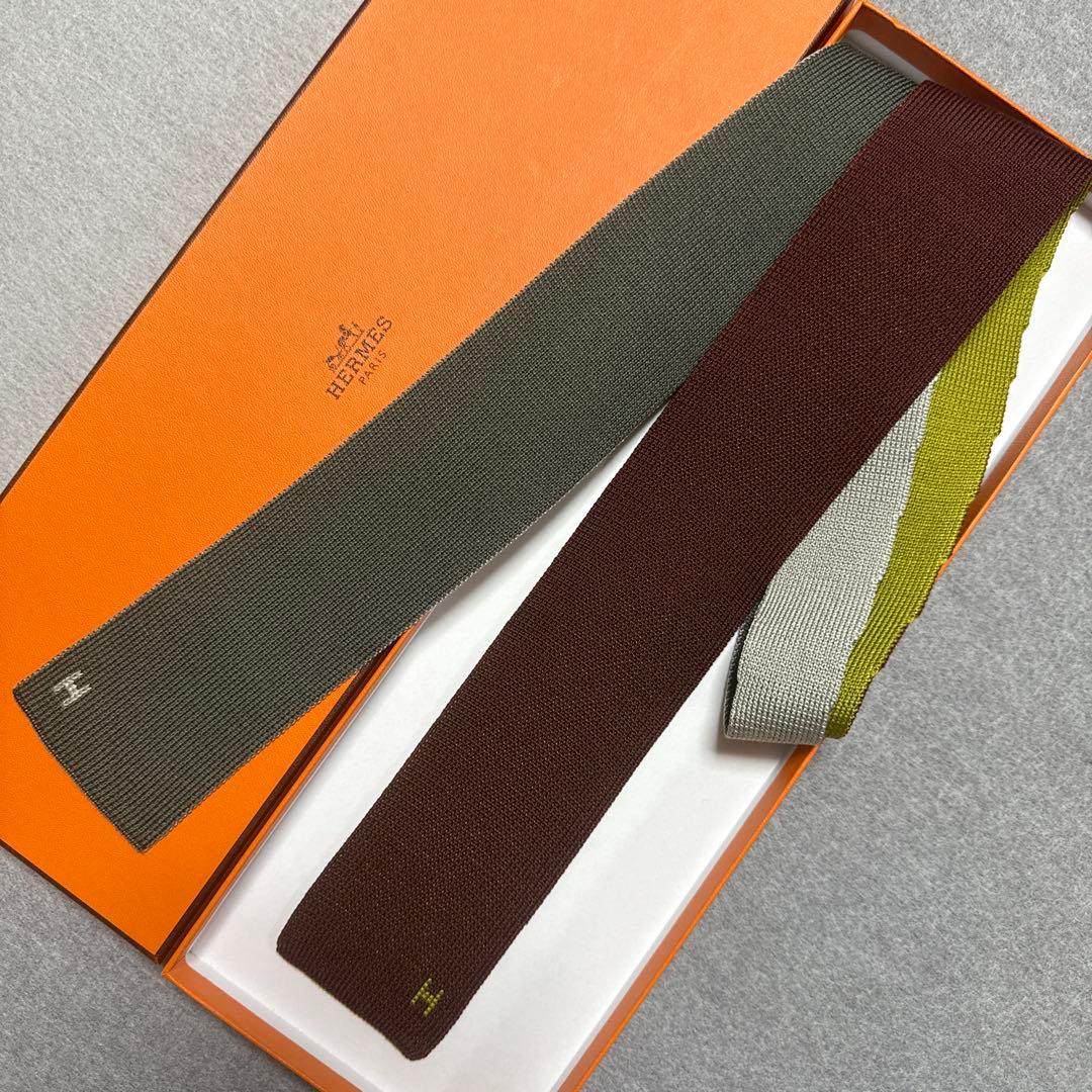 エルメス　ネクタイ　ニットタイ　4wax 緑エンジ・シルバー　無地　H柄