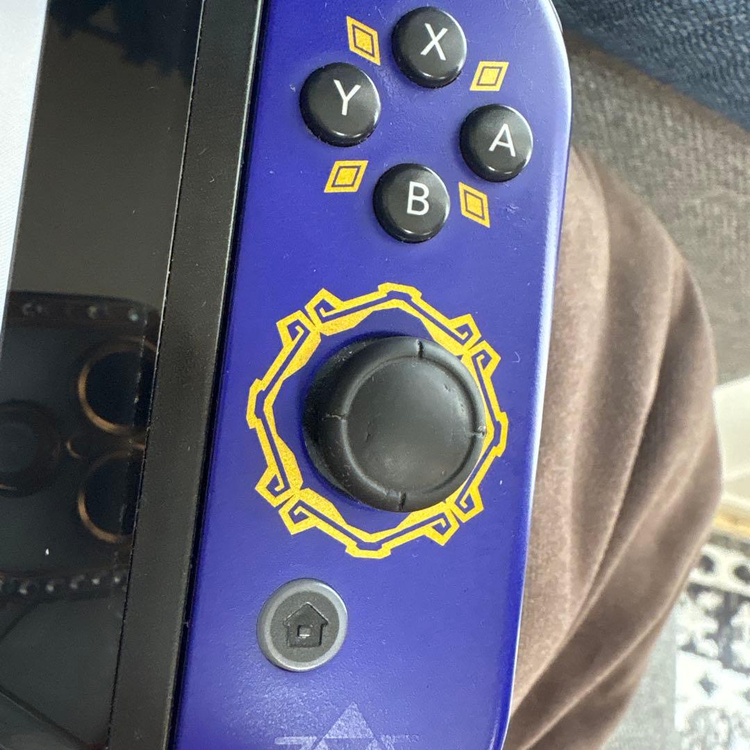 任天堂 Switch 2017年 本体のみ ジョイコンに問題あり