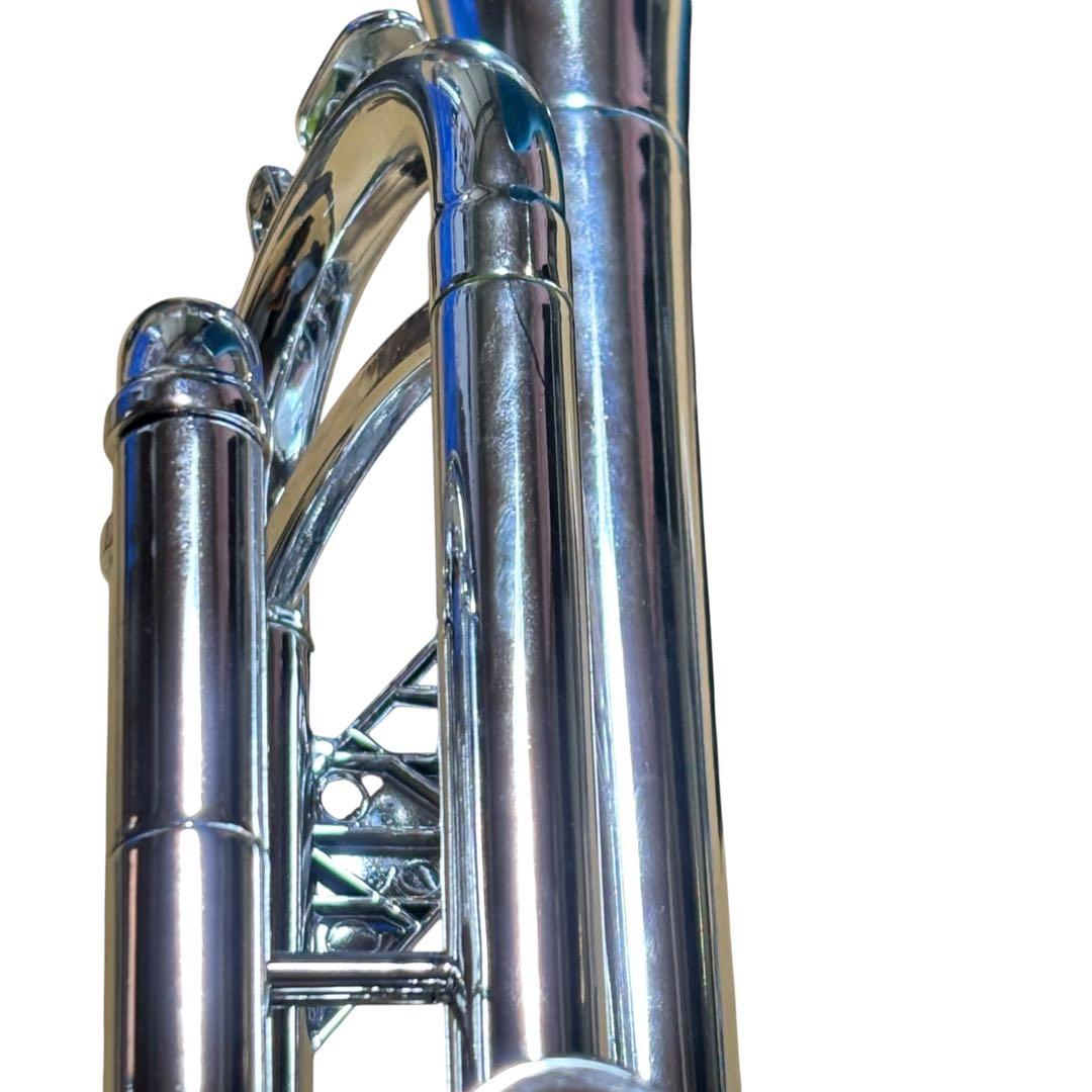 TIGER プラスチック製 トランペット シルバー タイガー