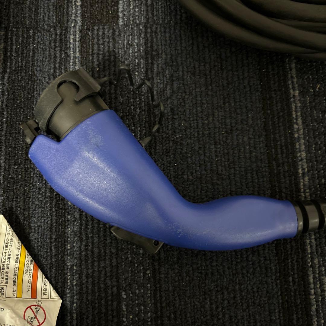 TOYOTA 電気自動車充電ケーブル AC200V