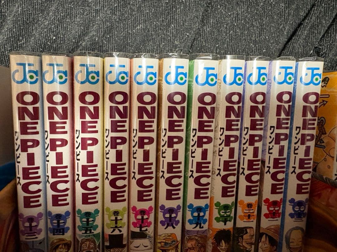 【美品】ワンピース　1〜113巻セット　ブックカバー付き