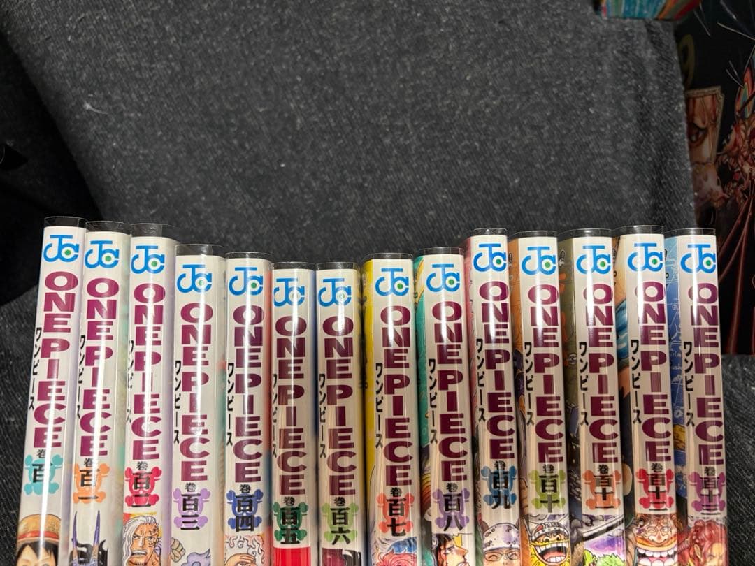【美品】ワンピース　1〜113巻セット　ブックカバー付き