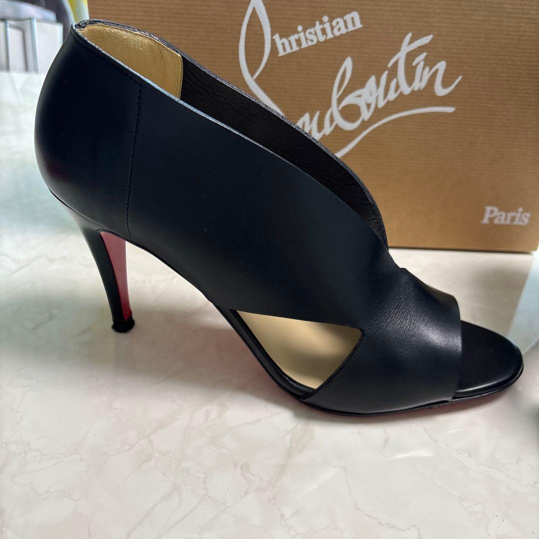 Christian Louboutin ブラックオープントゥヒール　39 1/2