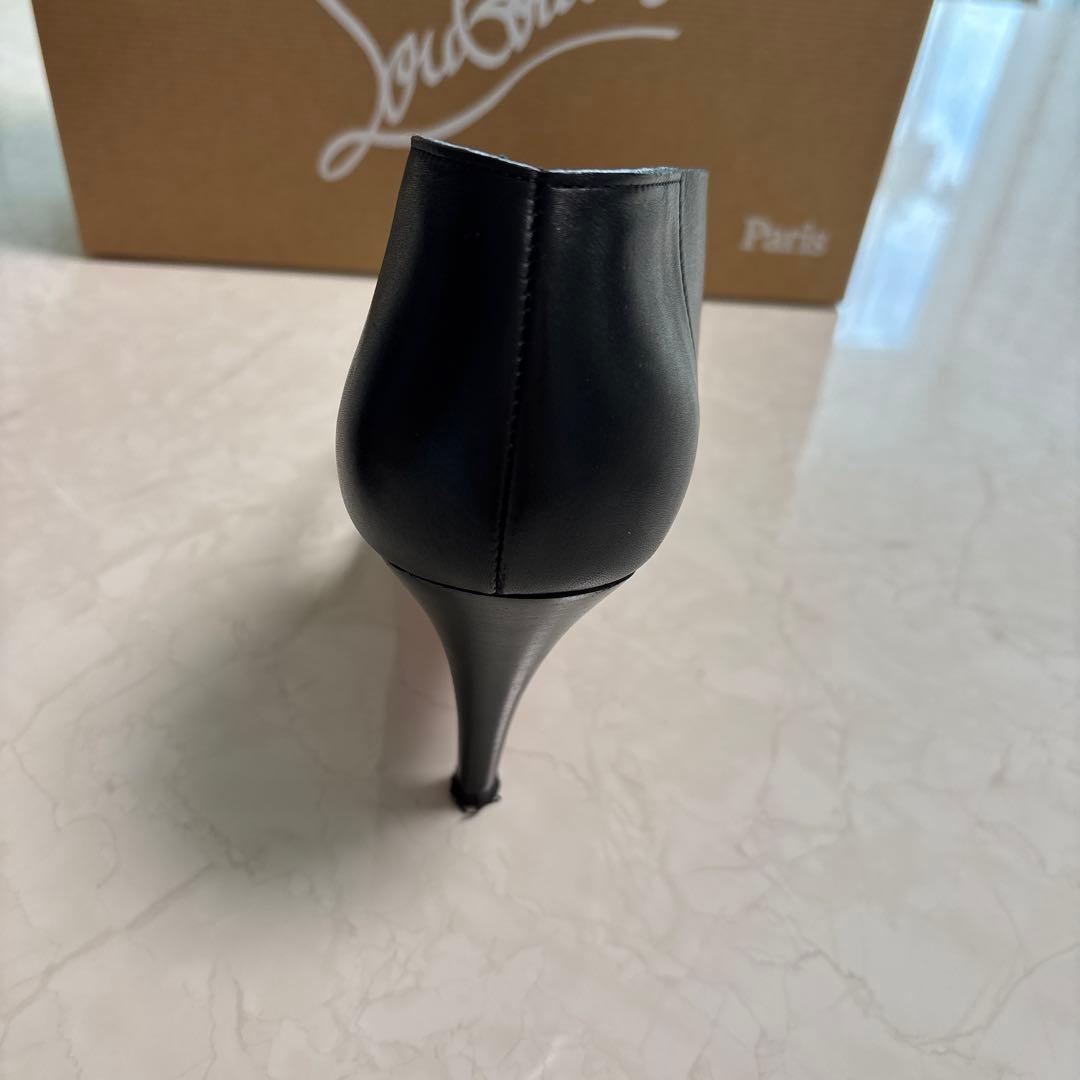 Christian Louboutin ブラックオープントゥヒール　39 1/2