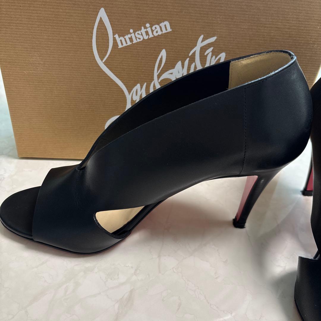 Christian Louboutin ブラックオープントゥヒール　39 1/2
