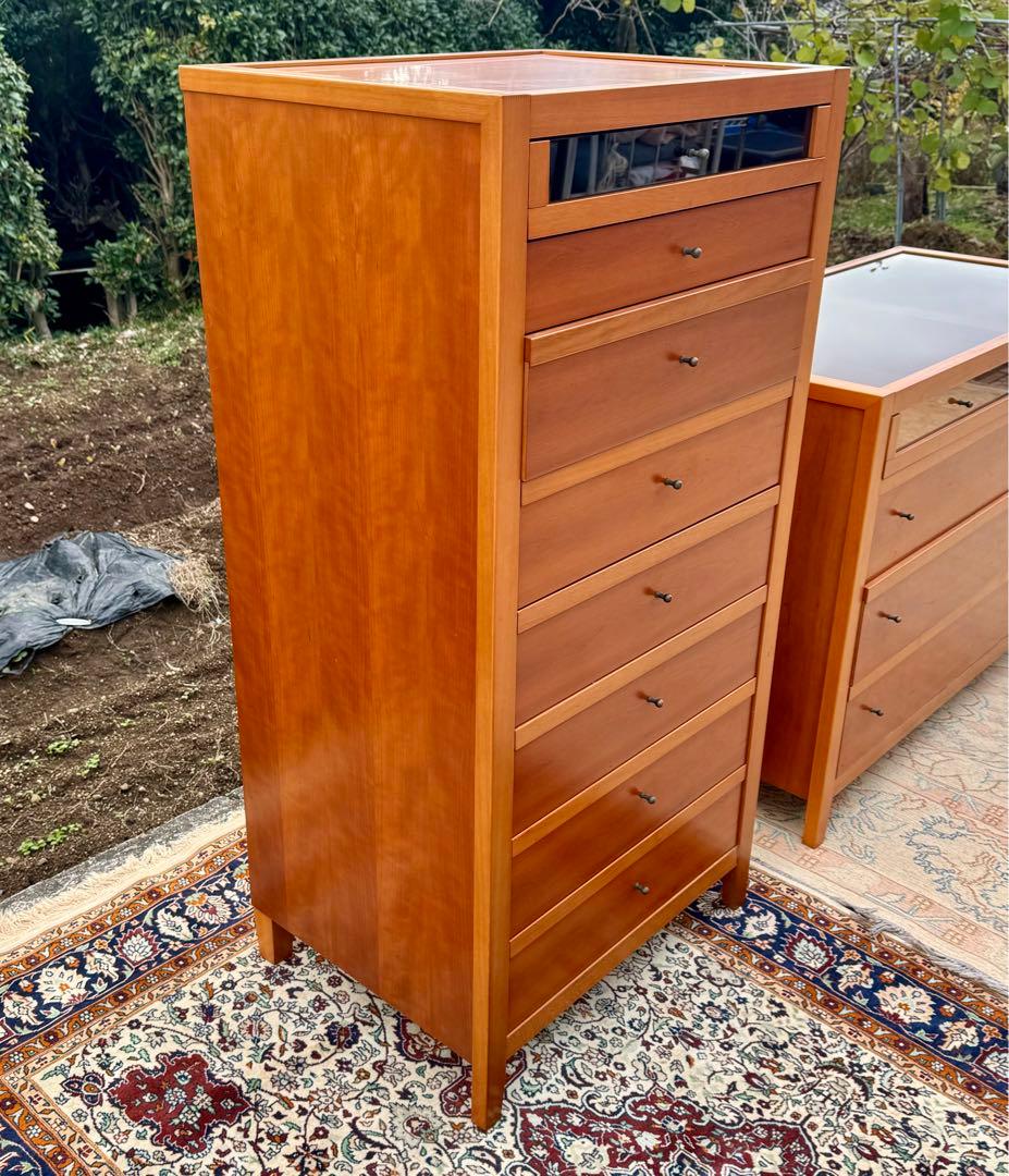 チェリー材 ハイチェスト 8段 ガラス引出し付 北欧モダン