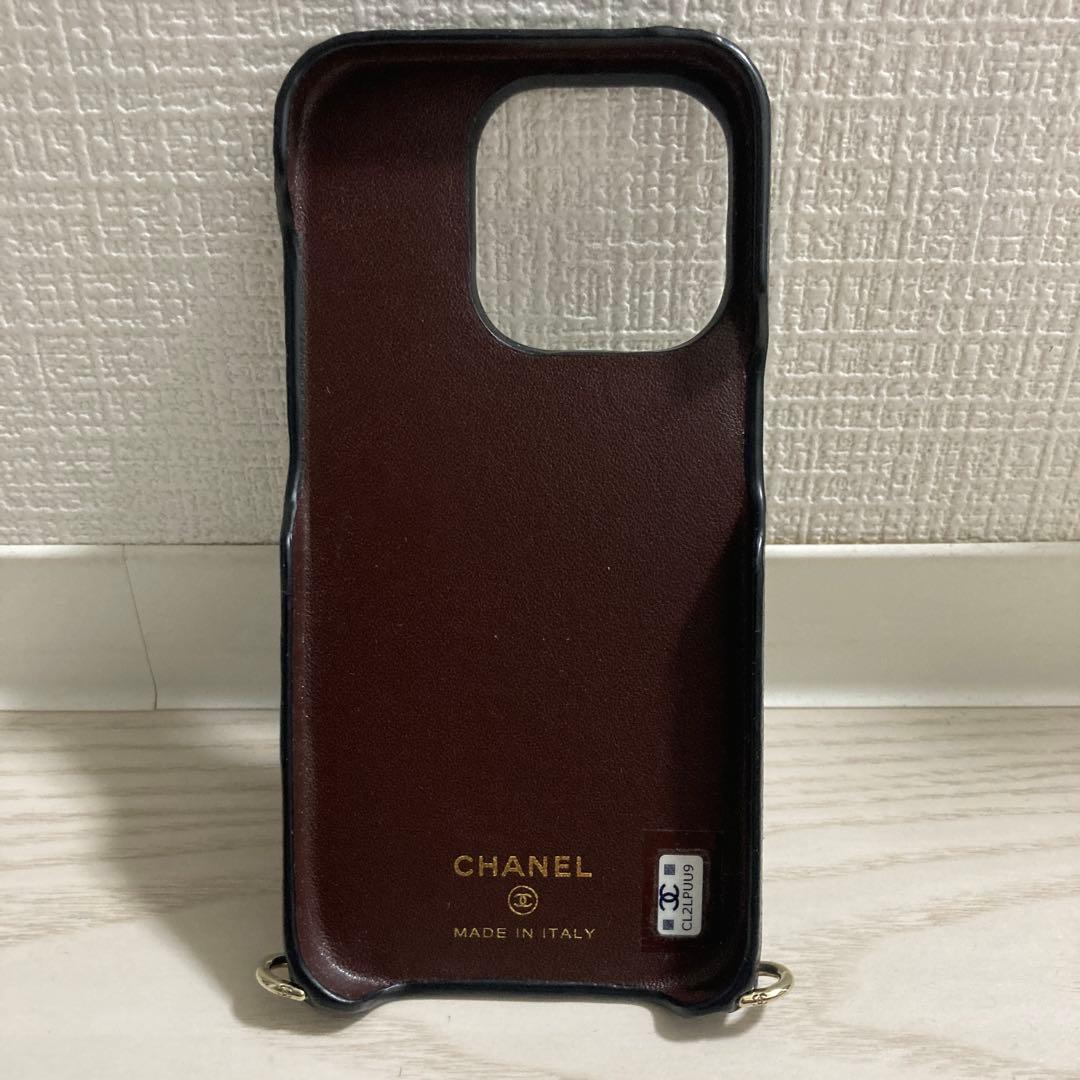 ✨極美品✨CHANEL　iPhone15Pro　ココマーク　マトラッセ　チェーン