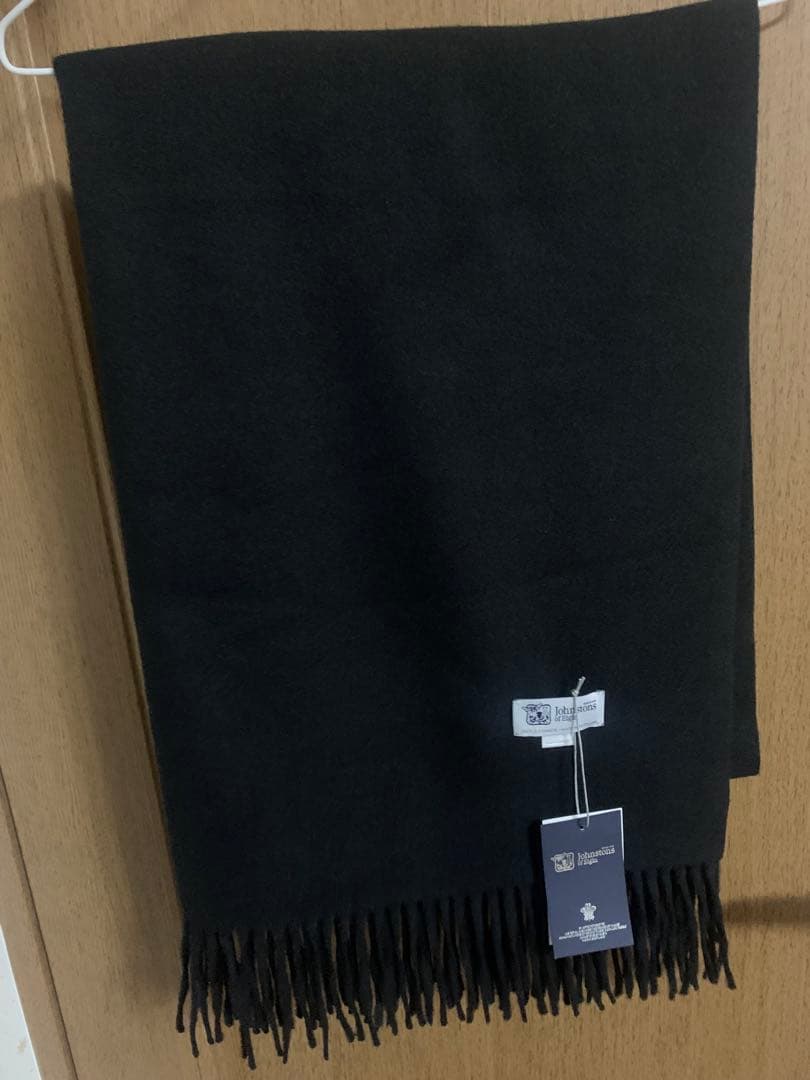 ひ*こ様 ジョンストンズ スカーフブラック 大判ブラック カシミヤ ストール