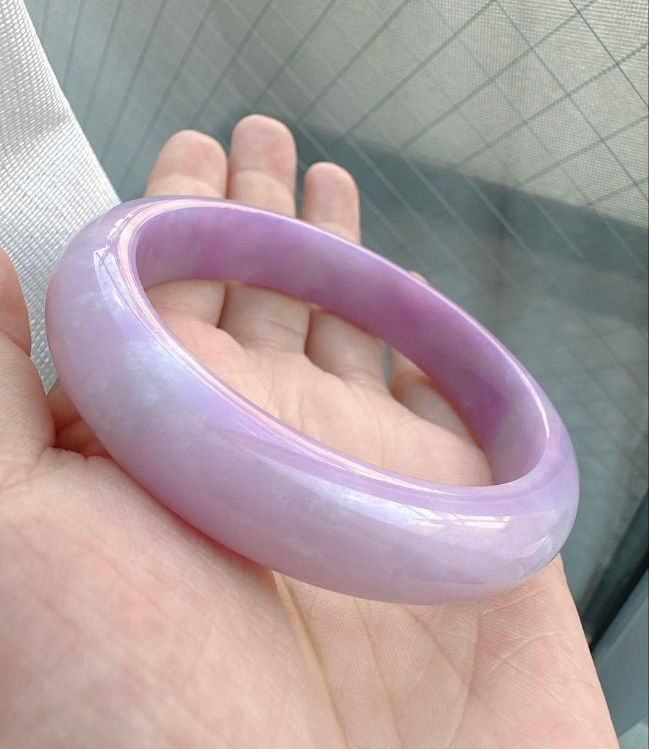 紫翡翠　ラベンダー　ヒスイのバングル