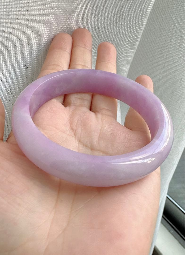 紫翡翠　ラベンダー　ヒスイのバングル