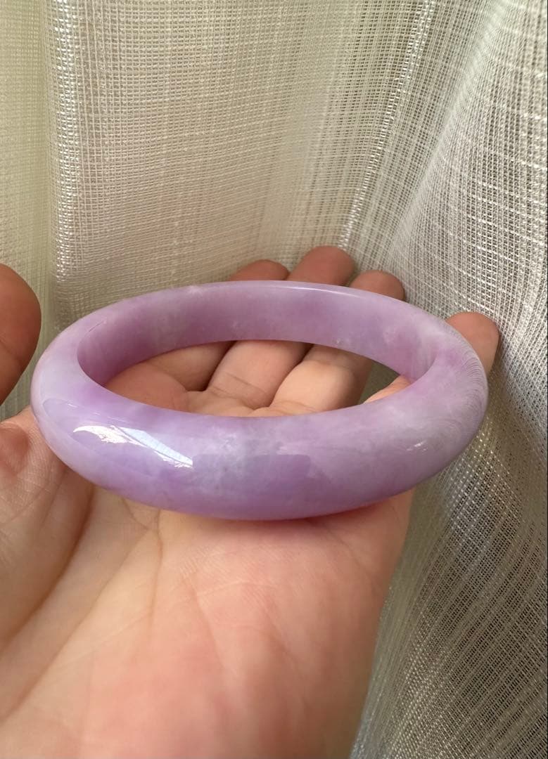 紫翡翠　ラベンダー　ヒスイのバングル