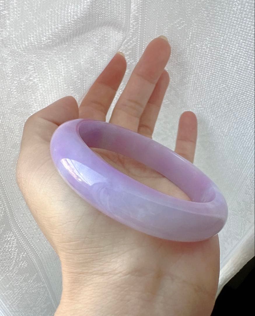 紫翡翠　ラベンダー　ヒスイのバングル