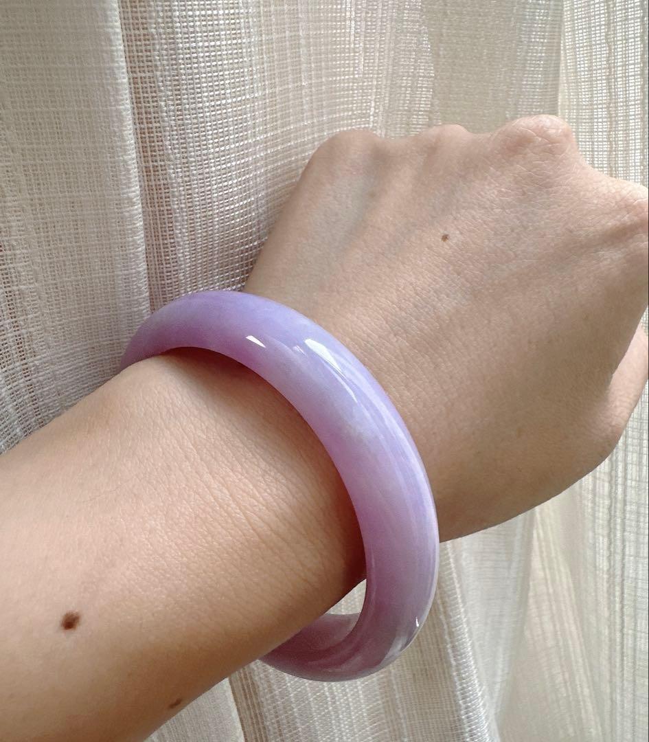 紫翡翠　ラベンダー　ヒスイのバングル