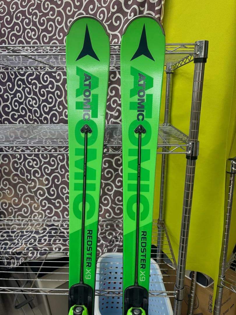 ARMADA ARY 86 & ATOMIC X9 スキー板セット