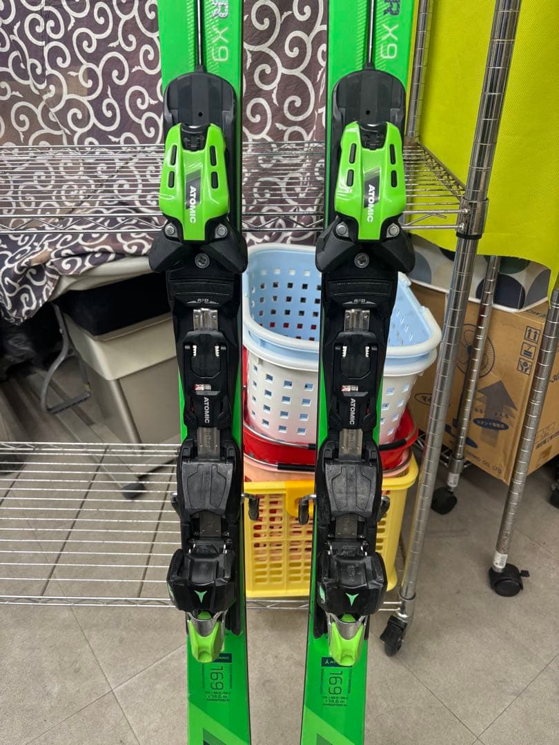 ARMADA ARY 86 & ATOMIC X9 スキー板セット