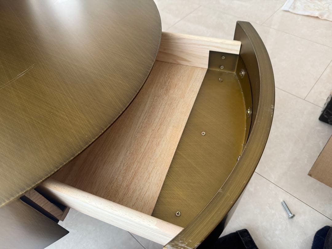 INDOORPLUS ローテーブル　イタリア