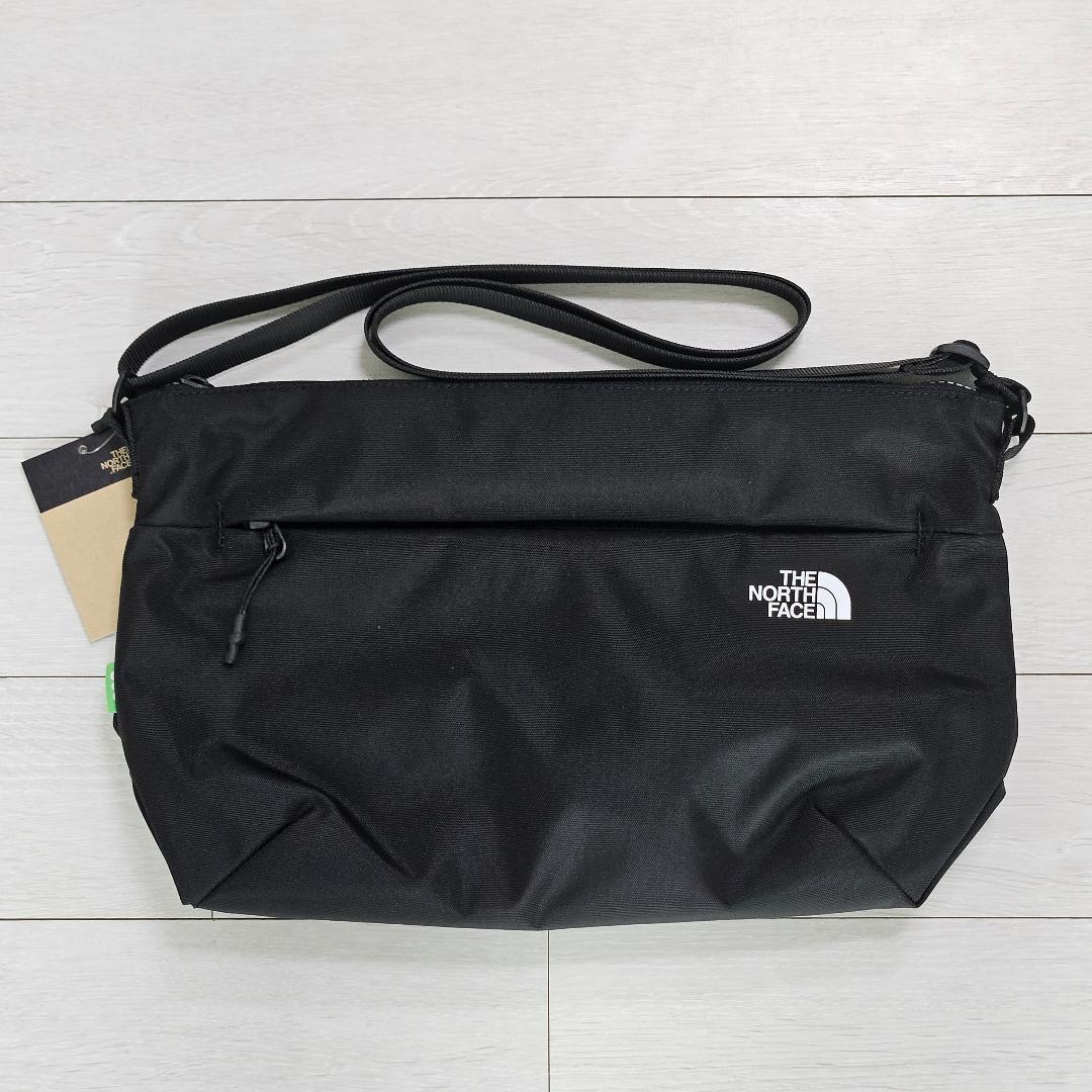 完売！ノースフェイス　レディース　ショルダーバッグ　韓国限定　黒