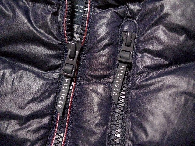 【大きい】XL日本サイズ位新品トミーヒルフィガーUSA限定ダウンジャケット同機能
