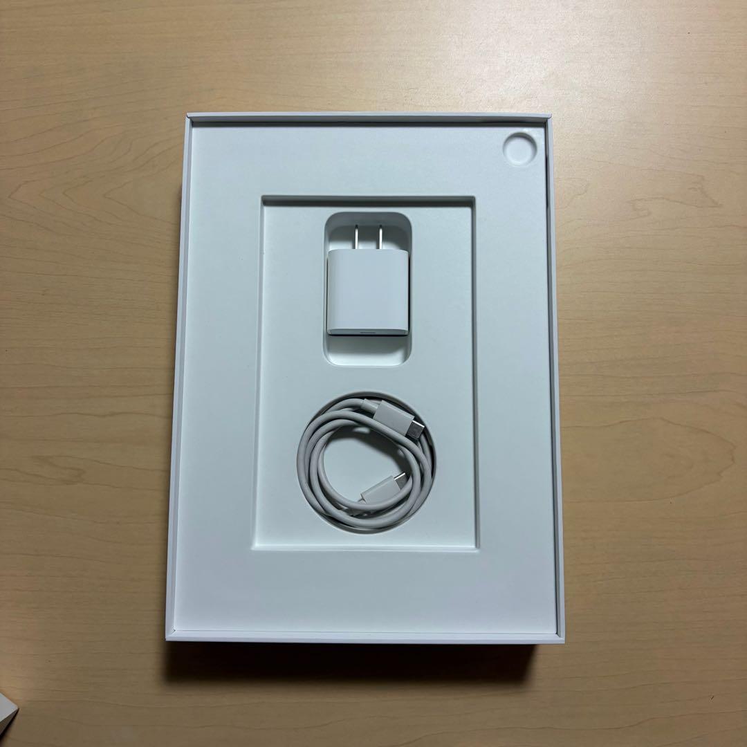 【ほぼ新品未使用】　iPadAir 11インチ128GB ノートパソコン付き