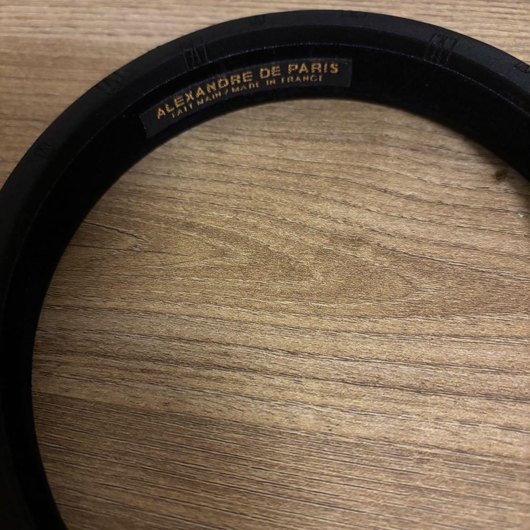 【美品】アレクサンドルドゥパリ　サテン　カチューシャ　ブラック　ロゴ