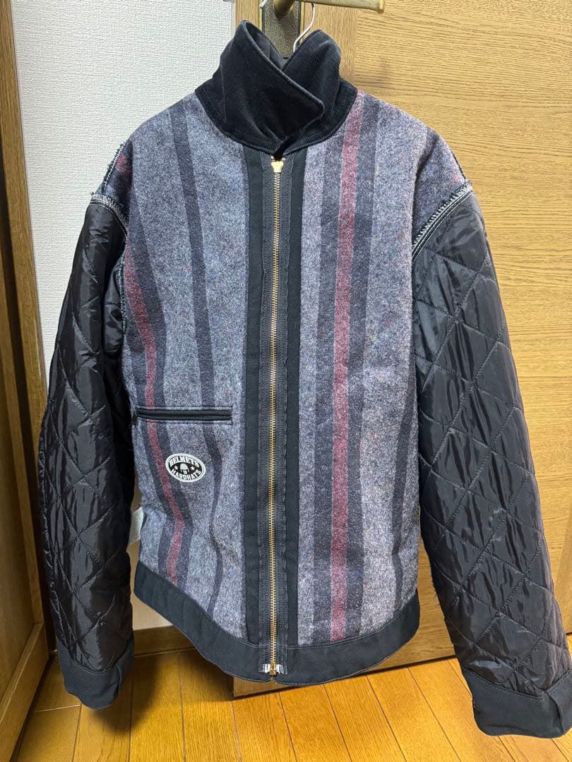 carhartt HELMETS TO HARDHATS デトロイトジャケット