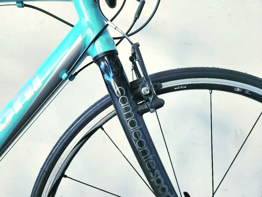 Bianchi クロスバイク カーボンフレーム